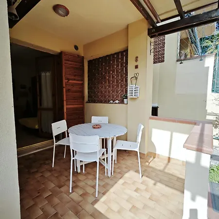 L12 Con Posto Auto Appartement
