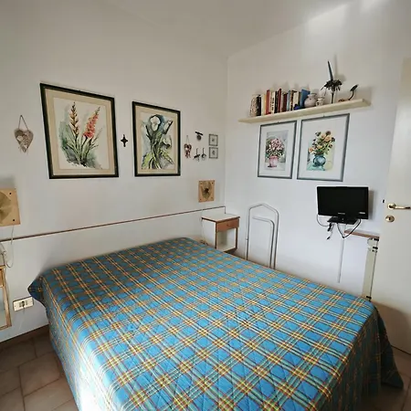 L12 Con Posto Auto Numana